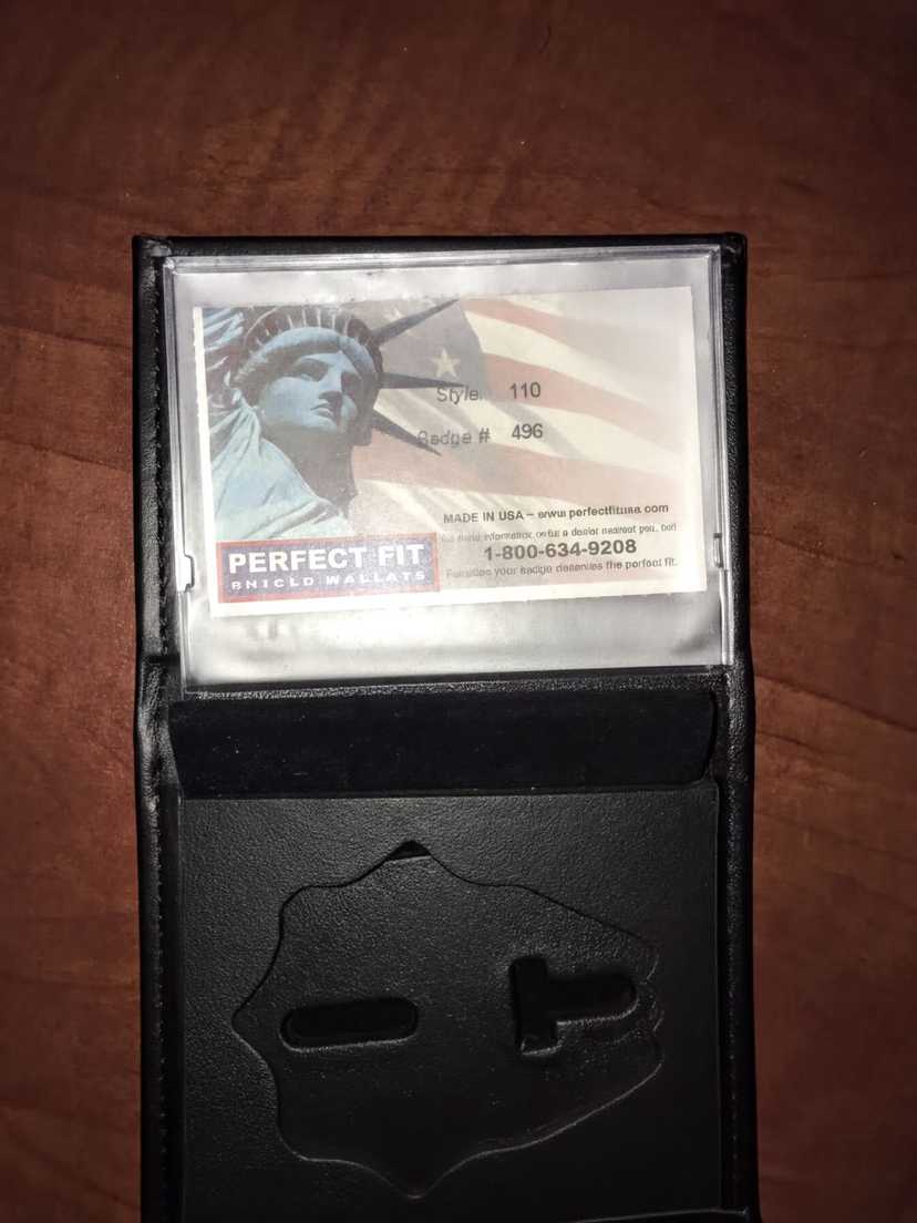 Fire Department Firefighter Perfect Fit Badge Wallet Style 110 Cut 496