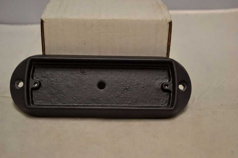 Whelen 52 Series LED Flashing Stop Black Housing — photo 2