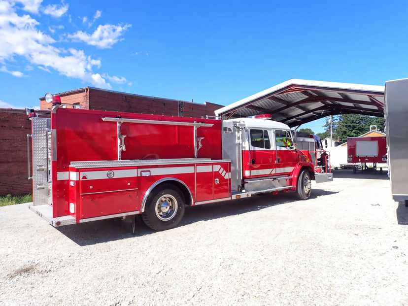 2001 Alexis Freightliner Pumper — photo 3