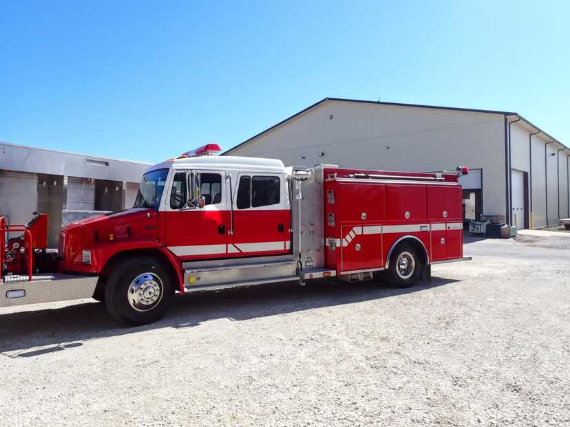 2001 Alexis Freightliner Pumper — photo 2