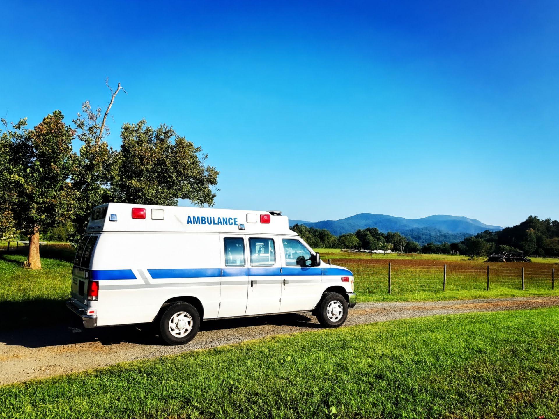2014 Ford Type II Ambulance - image 4