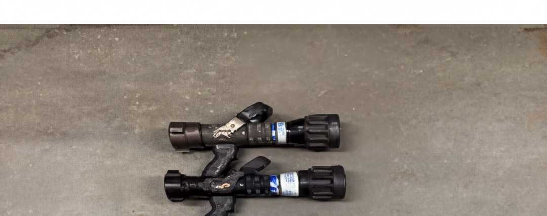 2x Akron 2.5” selectable gallonage nozzel