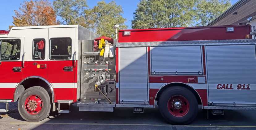 2008 Custom Fire Spartan 4x4 Rescue Pumper — photo 3