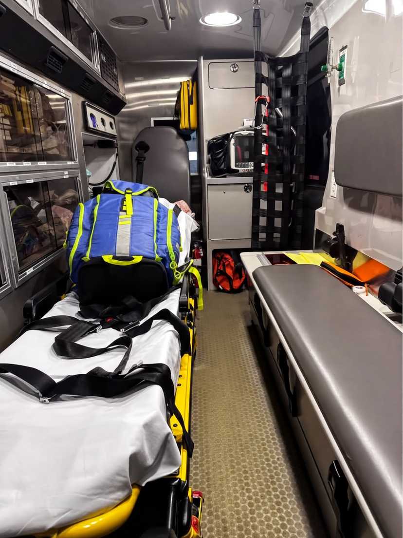 2015 Ford Type II Ambulance — photo 3