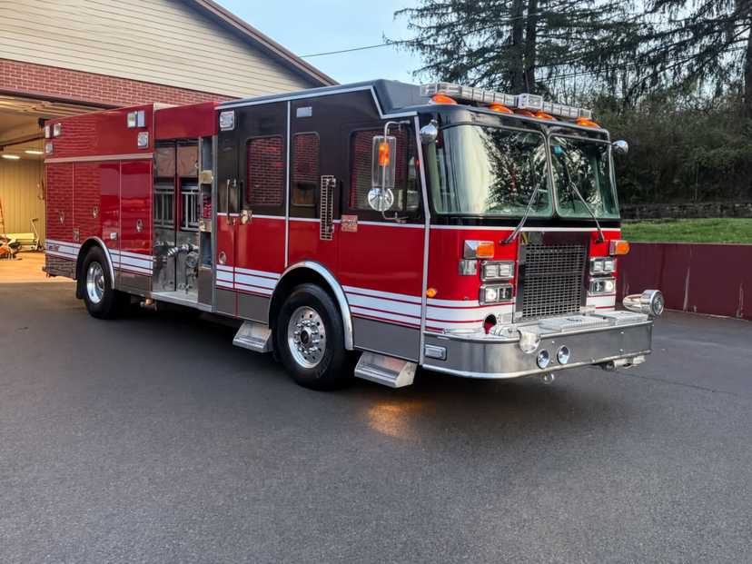 1996 Saulsbury Spartan Pumper — photo 2