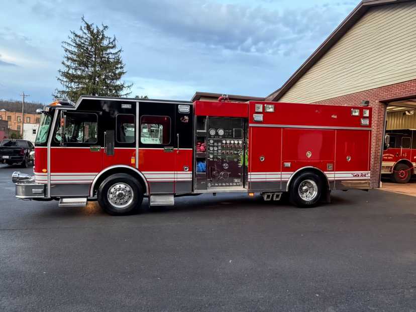 1996 Saulsbury Spartan Pumper — photo 4