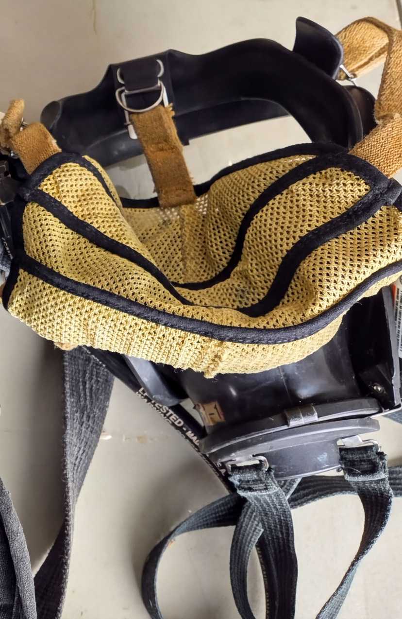 MSA Ultra Elite Positive Pressure Full Face Respirator Mask — photo 3