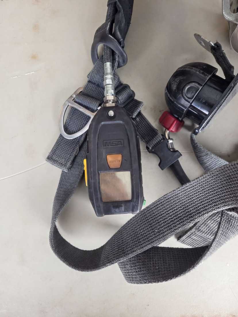 MSA Frame Harness 4500psi SCBA Air Pack Bottle Cylinder Tank Breathing Apparatus — photo 4