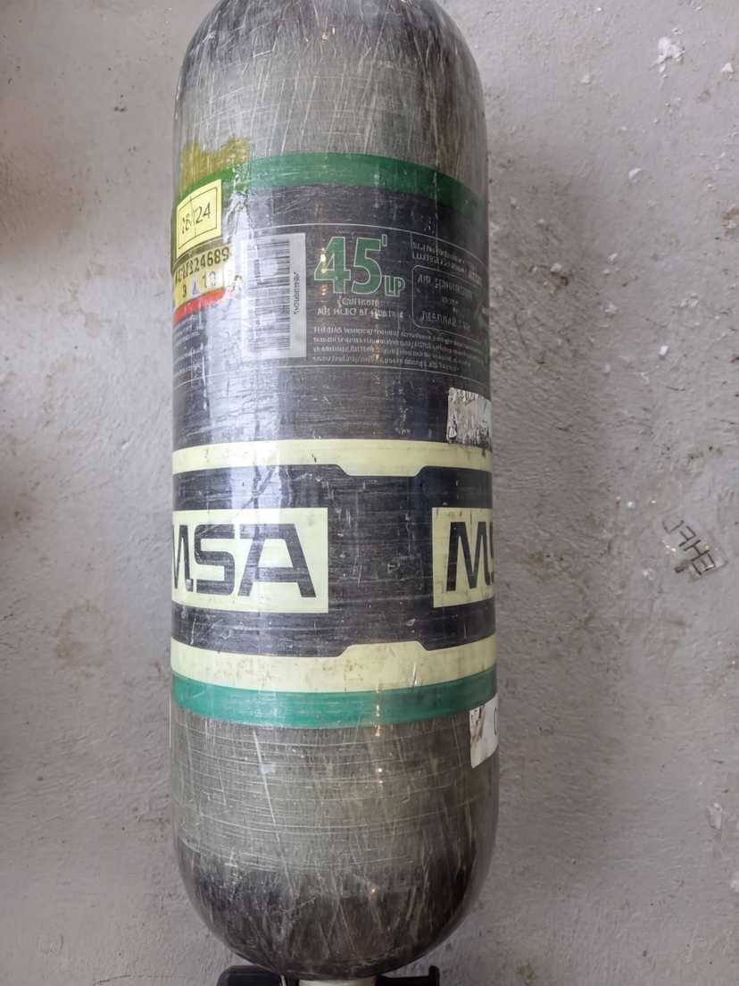 MSA G1 45-Minute 4500 SCBA bottle mfg 3/2019 current hydrostatic test — photo 3