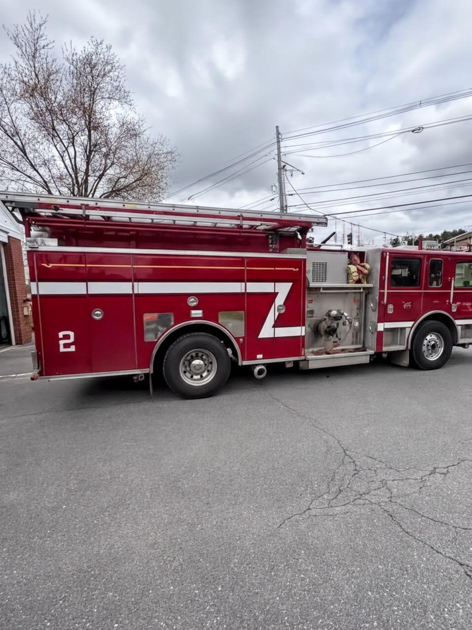 2014 Pierce Saber Pumper - image 4