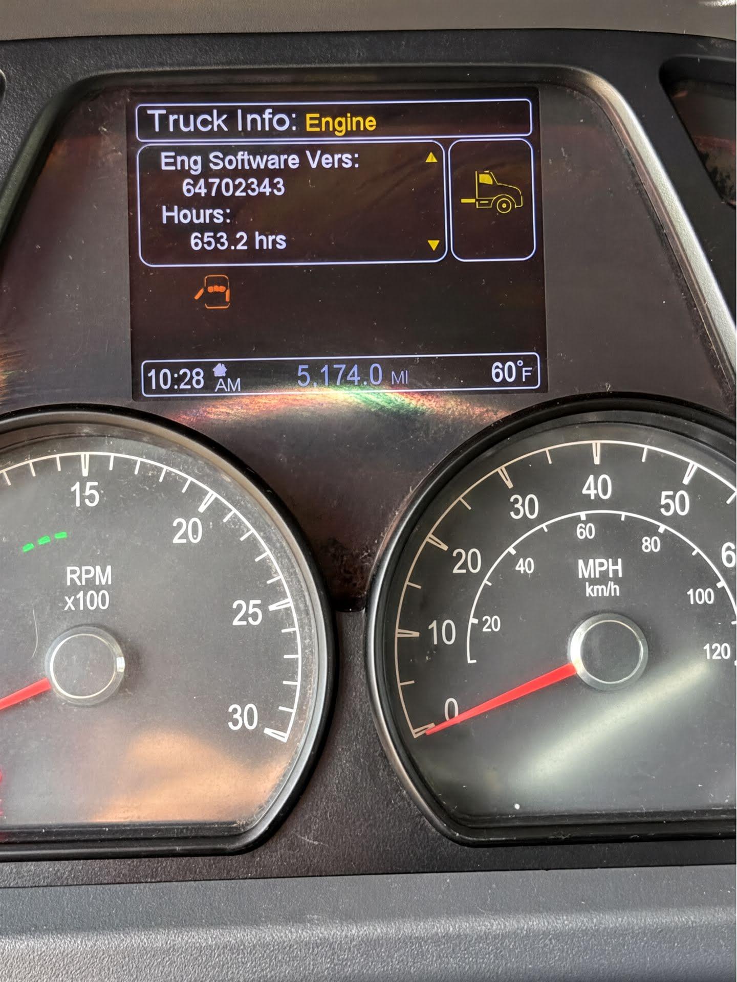 2021 Peterbilt Hydrovac - image 5