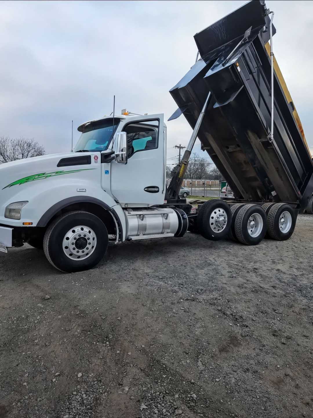 2019 Kenworth T880 (1/2)
