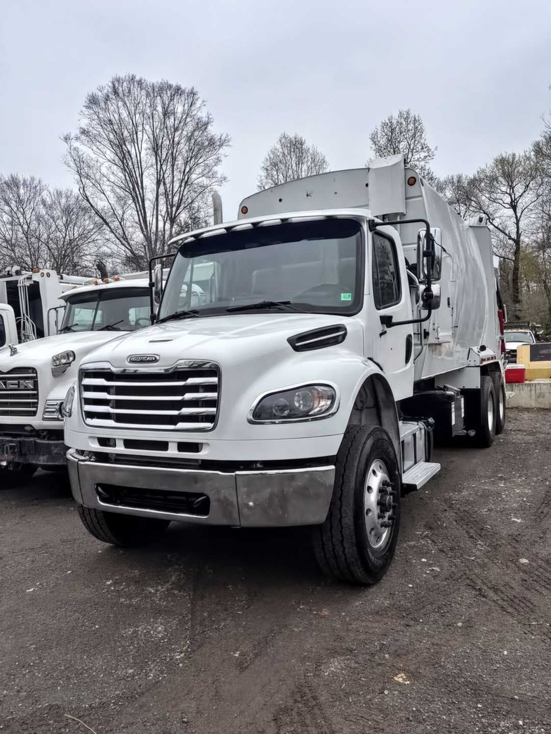 2025 Freightliner Pac-Tech Rear Loader