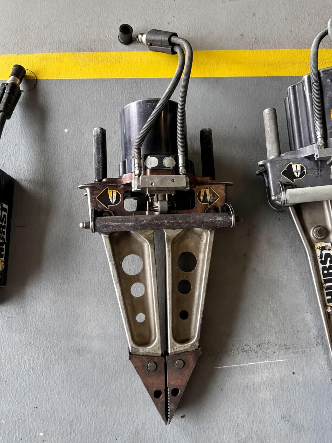 Hurst Spreaders - image 2