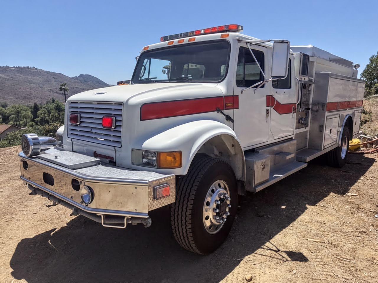 1990 Central States International 4x4 Pumper Tanker - image 2