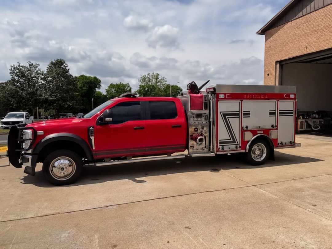 2023 Ford 4x4 Mini Pumper