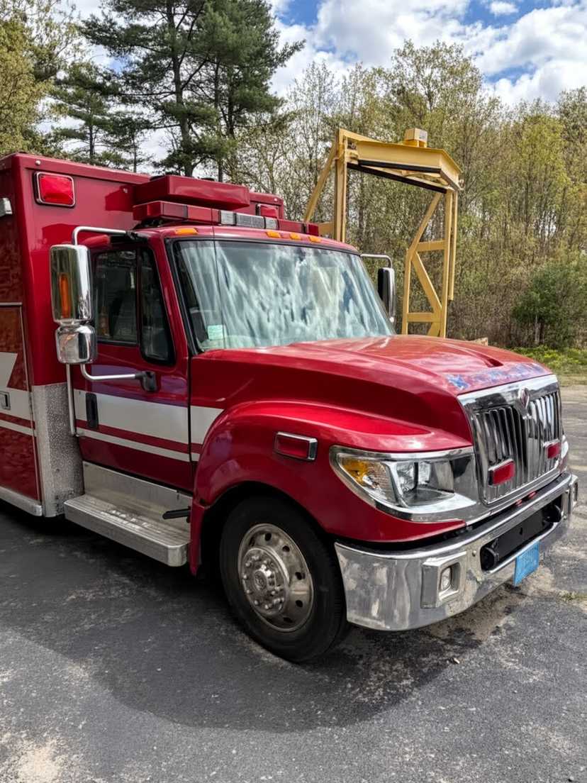 2014 International Terrastar 4x4 Type I Ambulance — photo 2
