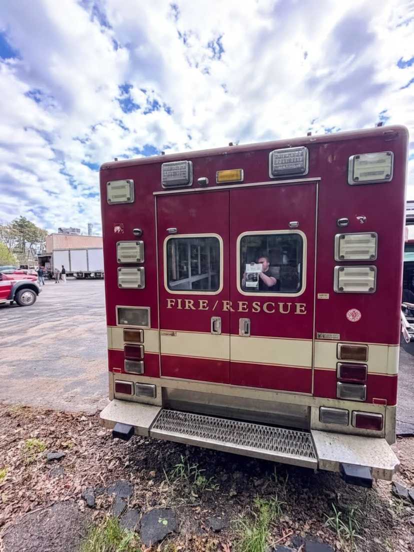2011 Ford 4x4 Type I Ambulance — photo 4