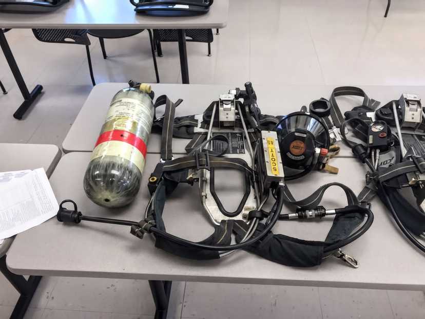 2x Used Scott 4.5 SCBA Units — photo 4