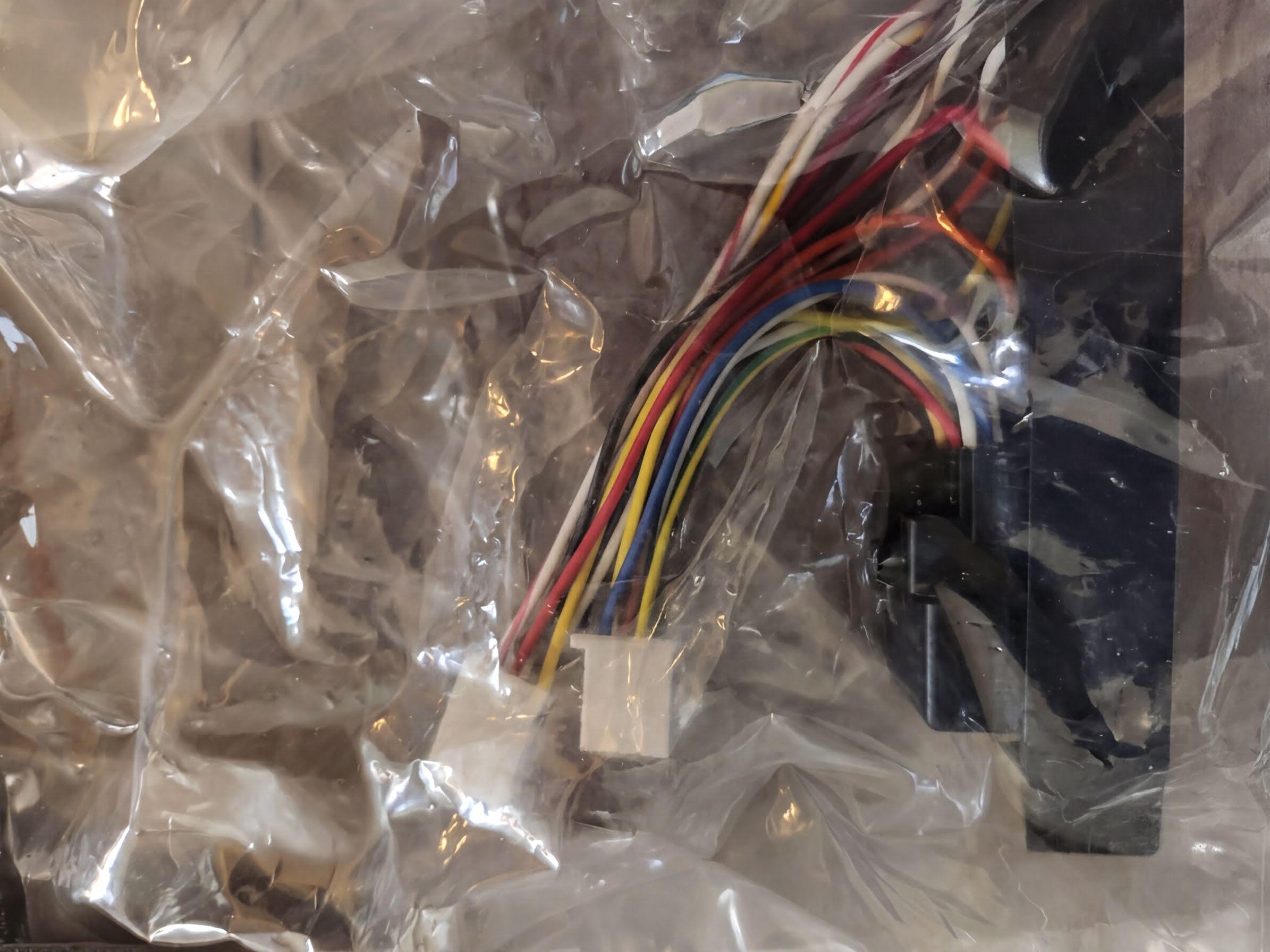 New old stock whelen parts - image 5