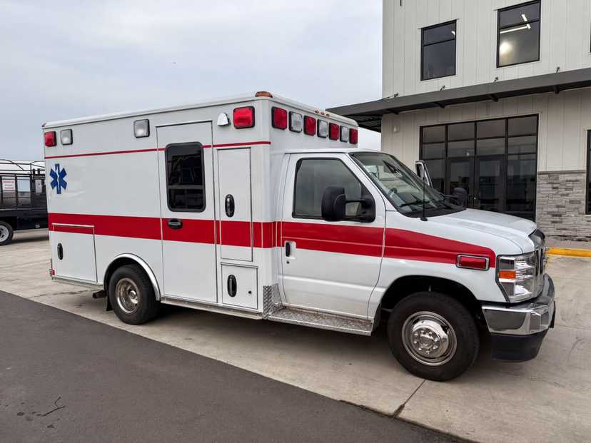 2023 Wheeled Coach Ford Type III Ambulance — photo 3