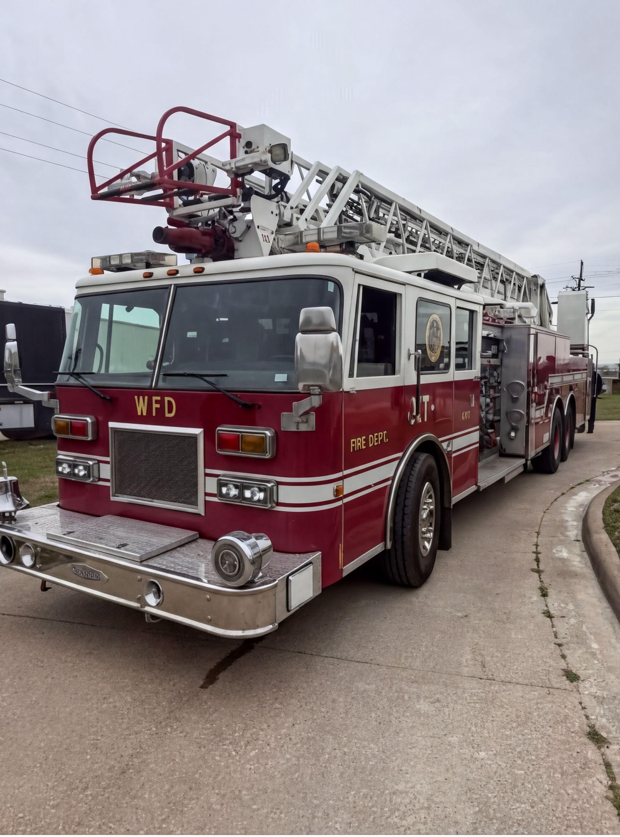 1998 Pierce Arrow 105' Aerial - image 1