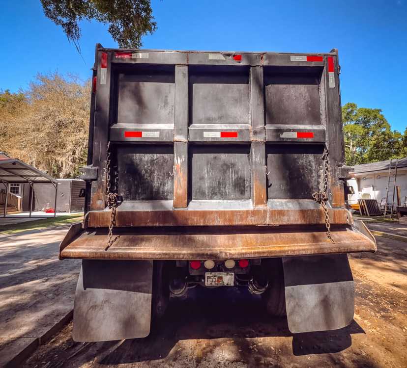 2016 Kenworth T880 Dump Truck — photo 5