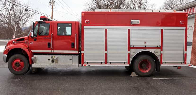 2005 E-One International Heavy Rescue