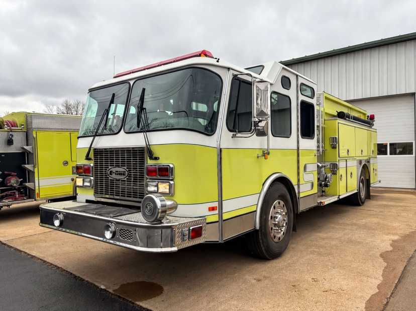 1996 E-One Pumper