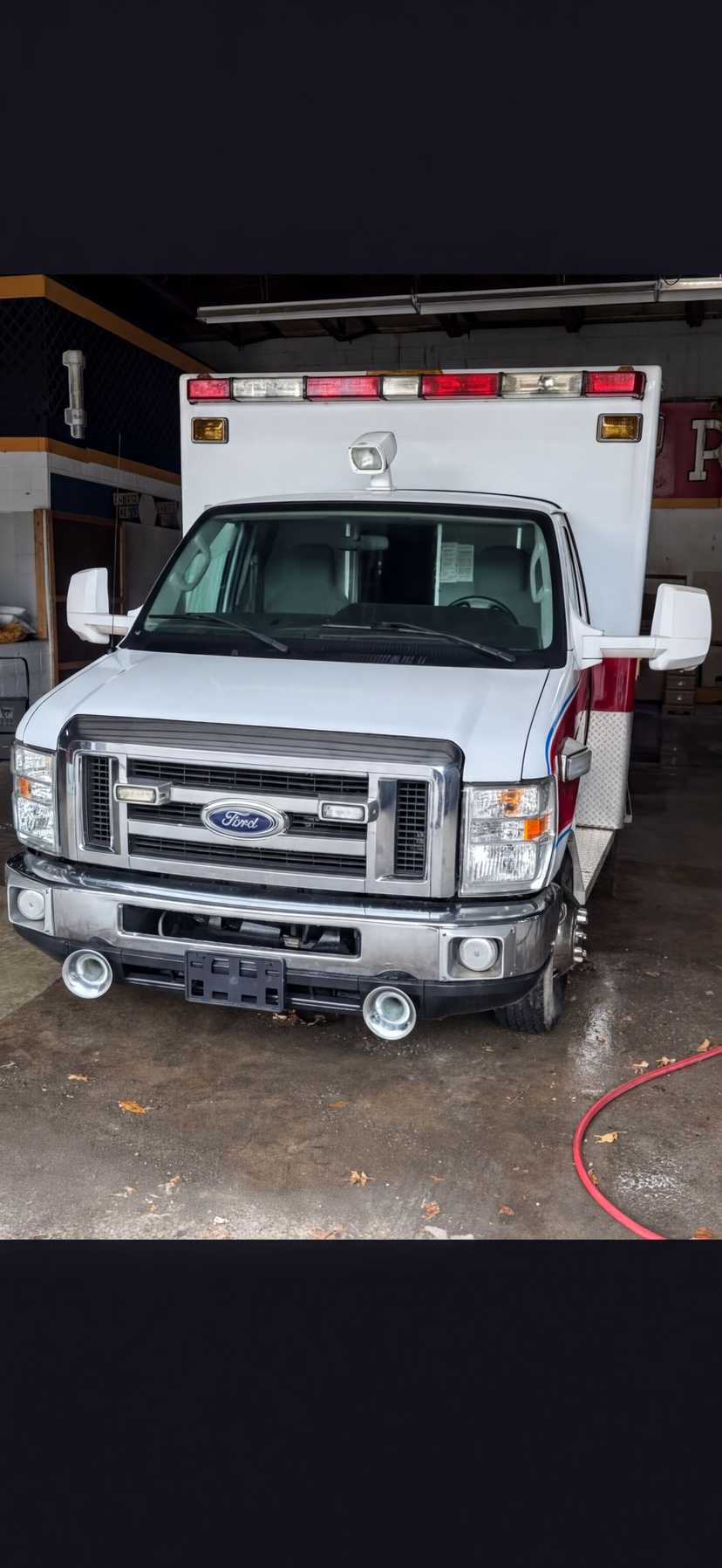2009 Road Rescue Ford Type III Ambulance — photo 2