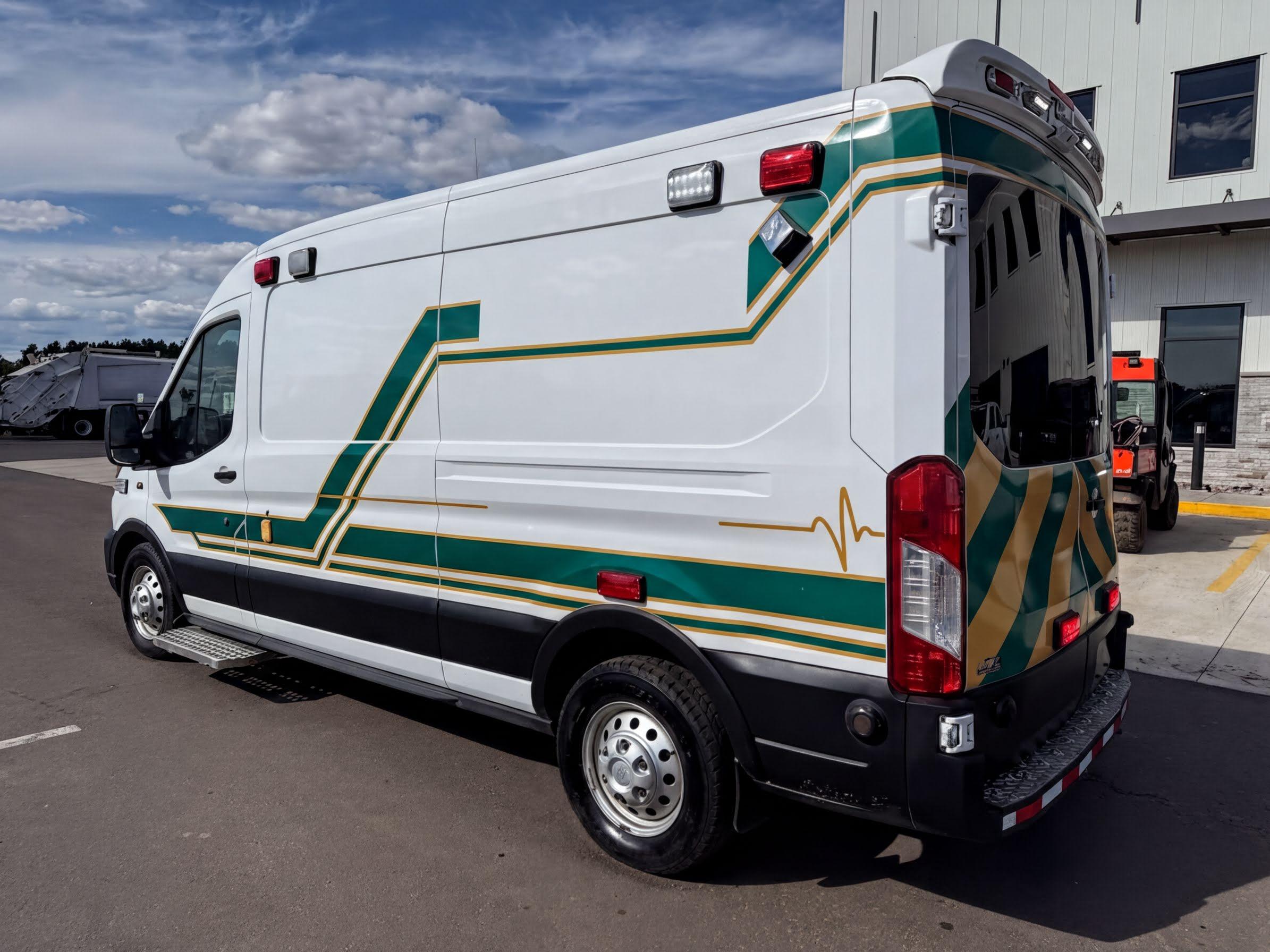 2021 Demers Ford 4x4 Type II Ambulance - image 5