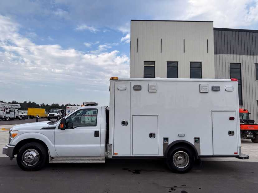 2016 Horton Ford Type I Ambulance — photo 5