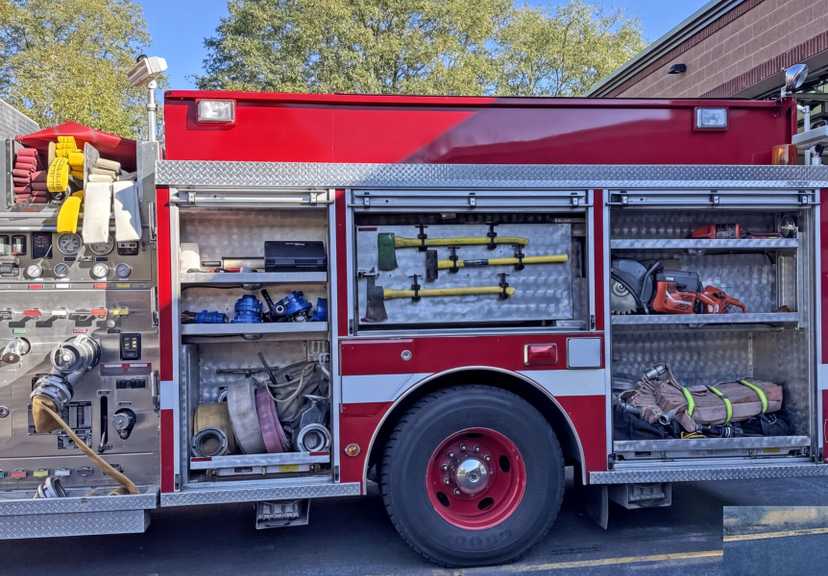 2008 Custom Fire Spartan 4x4 Rescue Pumper — photo 5