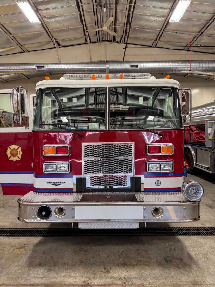 2006 Pierce Contender Pumper — photo 5