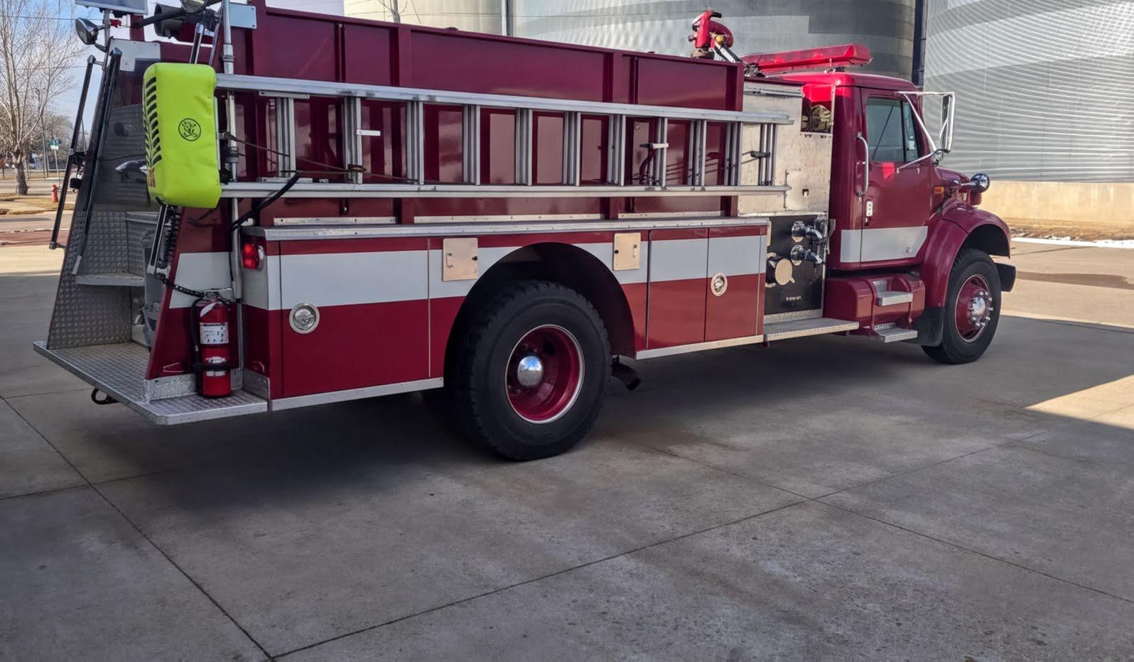 1996 Pierce International Pumper Tanker - image 3