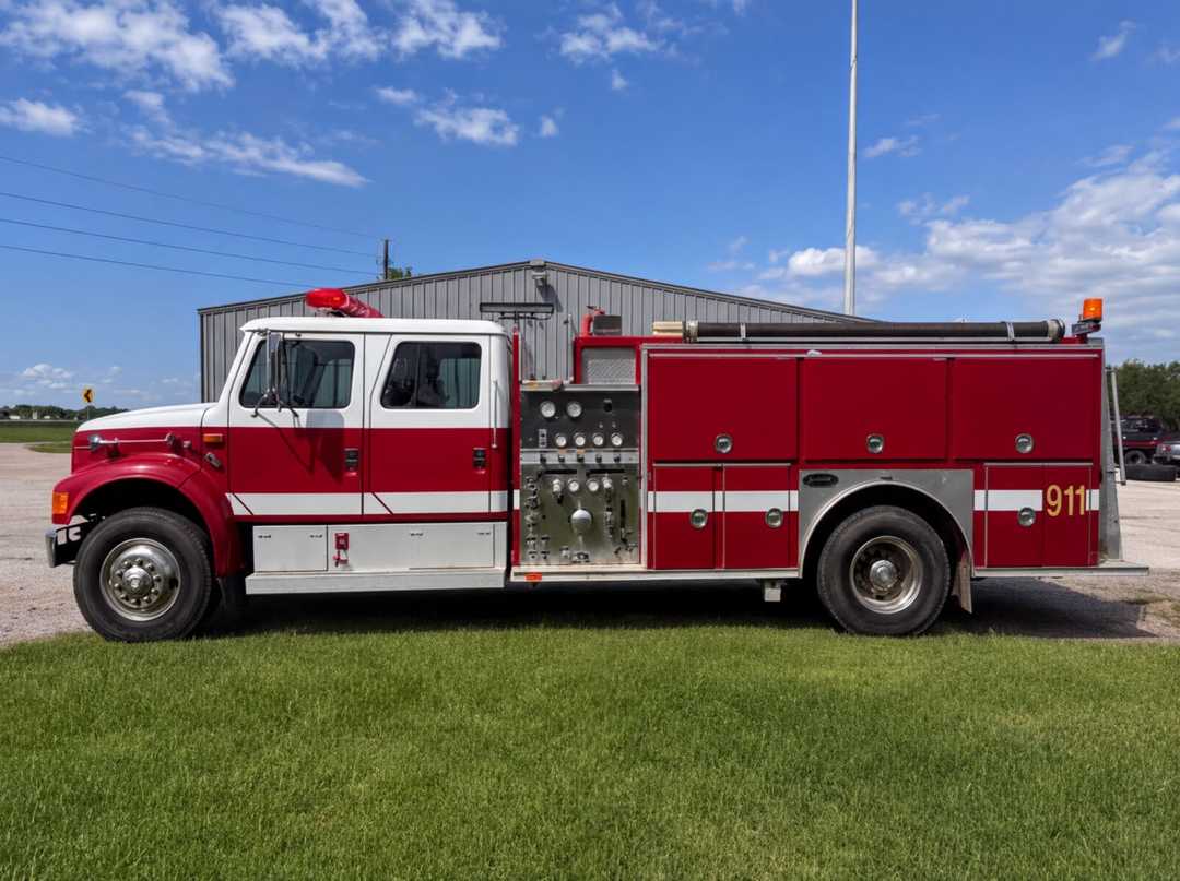 1992 E-One International Pumper Tanker