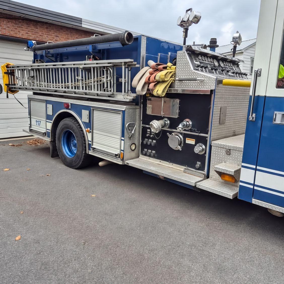 1998 Pierce Pumper - image 2