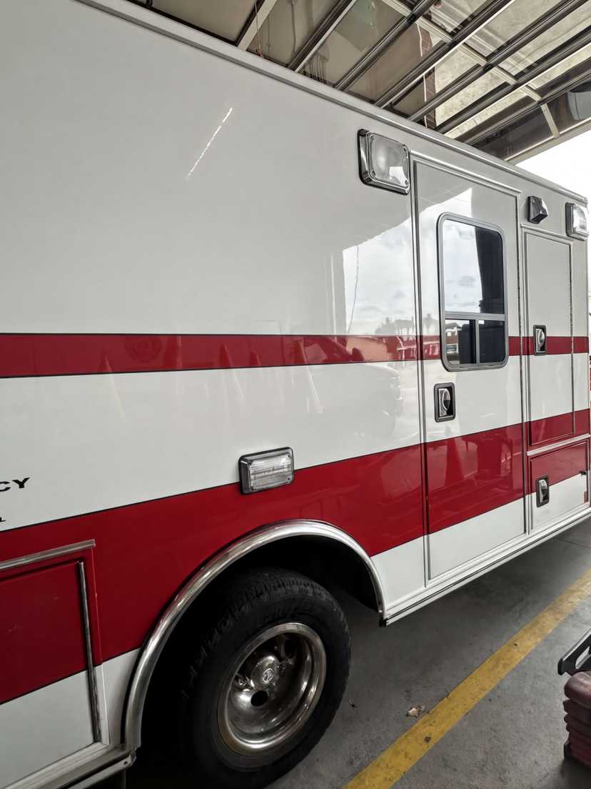 2014 Wheeled Coach Chevrolet Type I Ambulance — photo 4