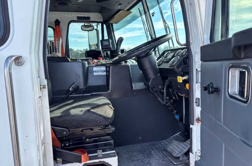 2019 Autocar Heil Automated Side Loader — photo 4