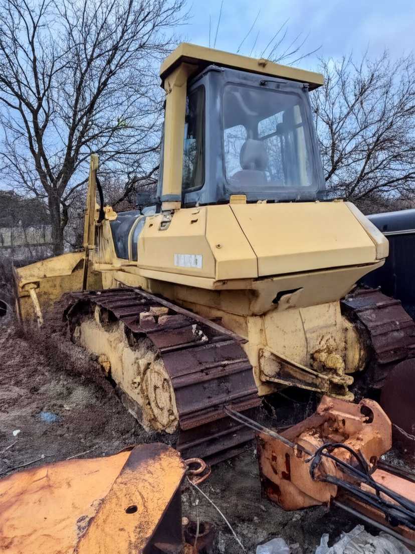 2000 Komatsu D65EX-23 Crawler Dozer — photo 2