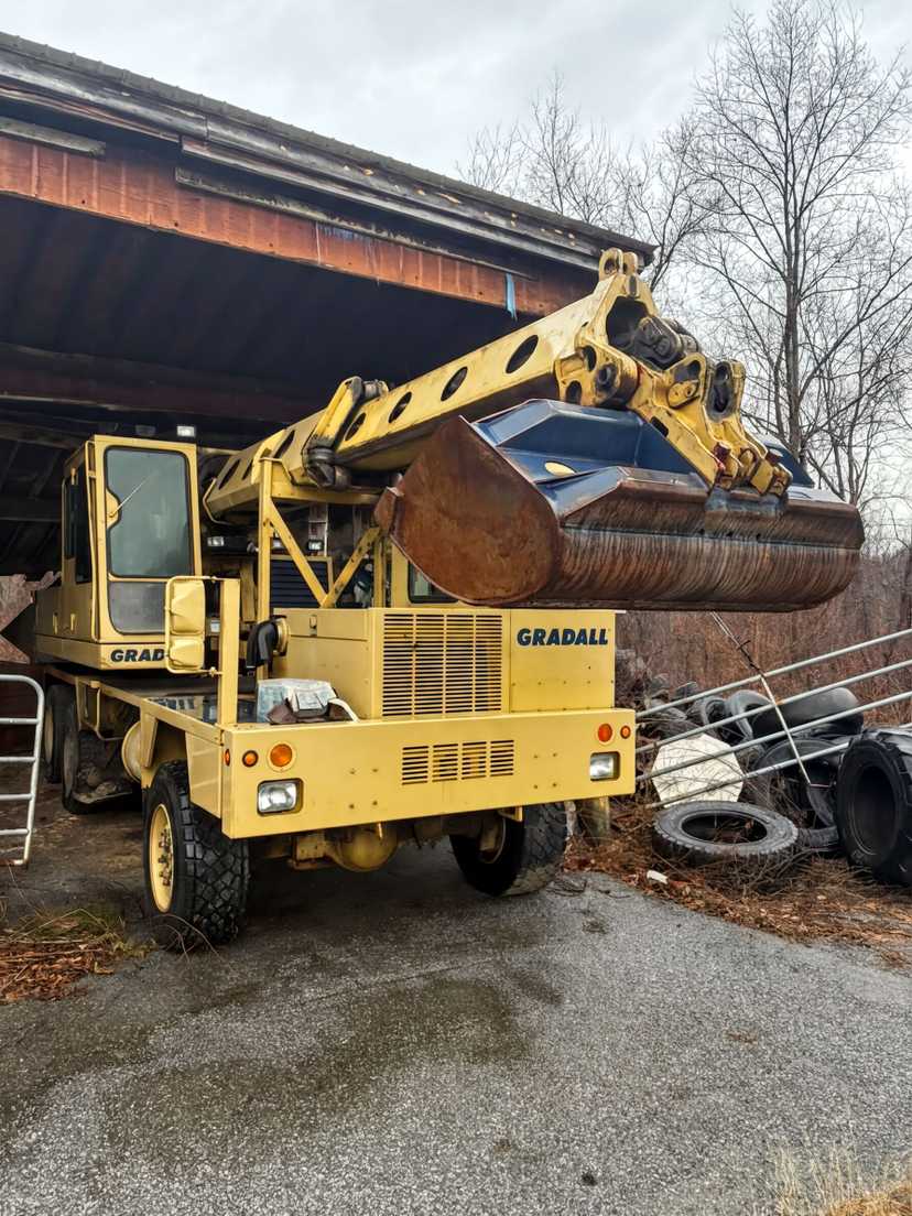 Gradall XL4100 Wheeled Excavator