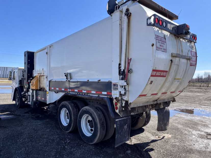 2013 Mack Labrie Automated Side Loader — photo 4