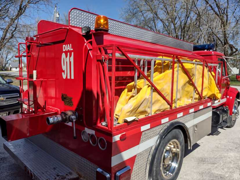 2000 International Tanker — photo 4