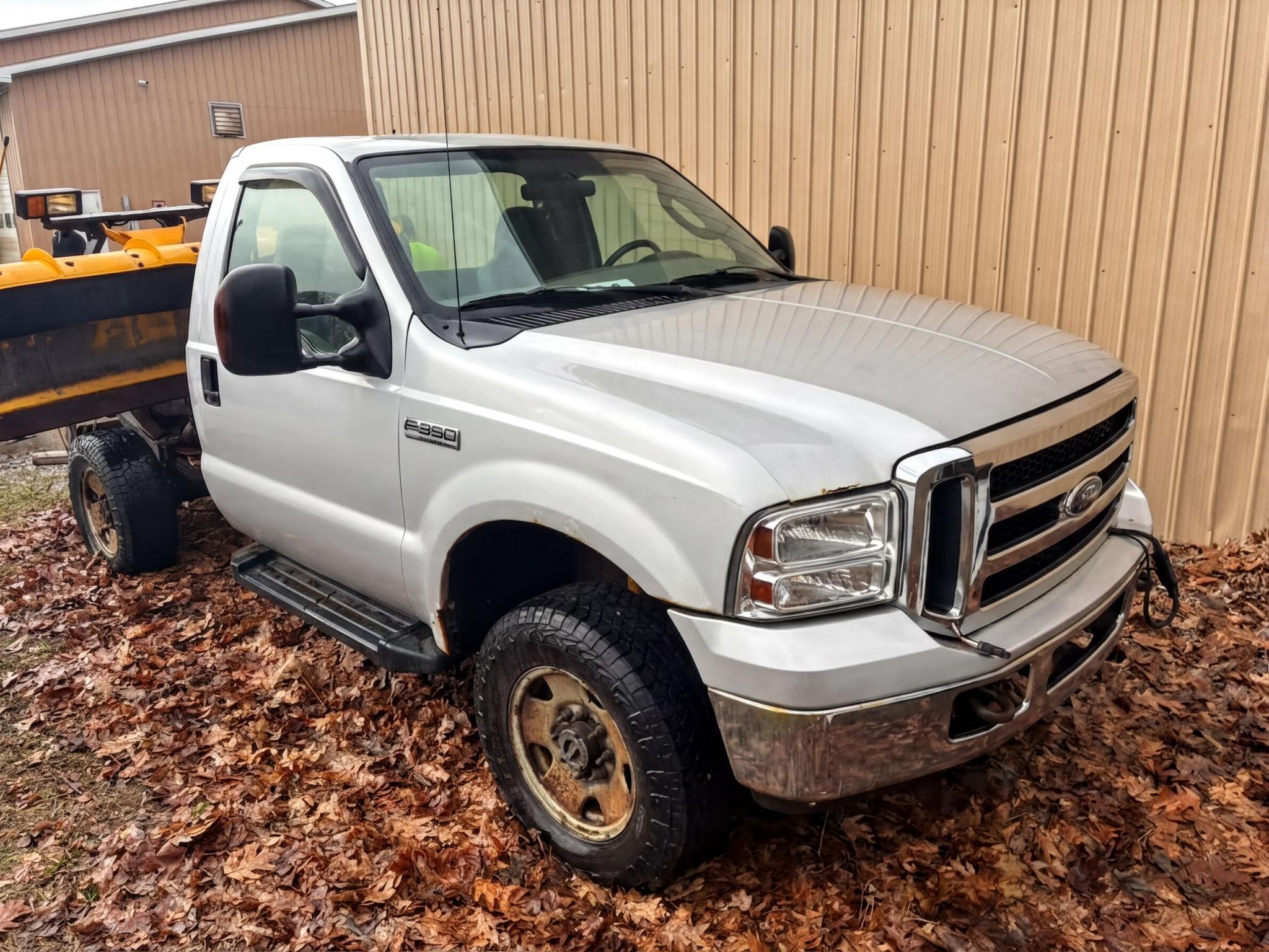 2006 Ford F-350 Super Duty cab & chassis, 4x4 - image 3