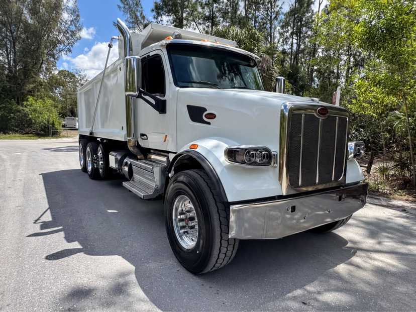 2019 Peterbilt 567 Dump Truck — photo 3