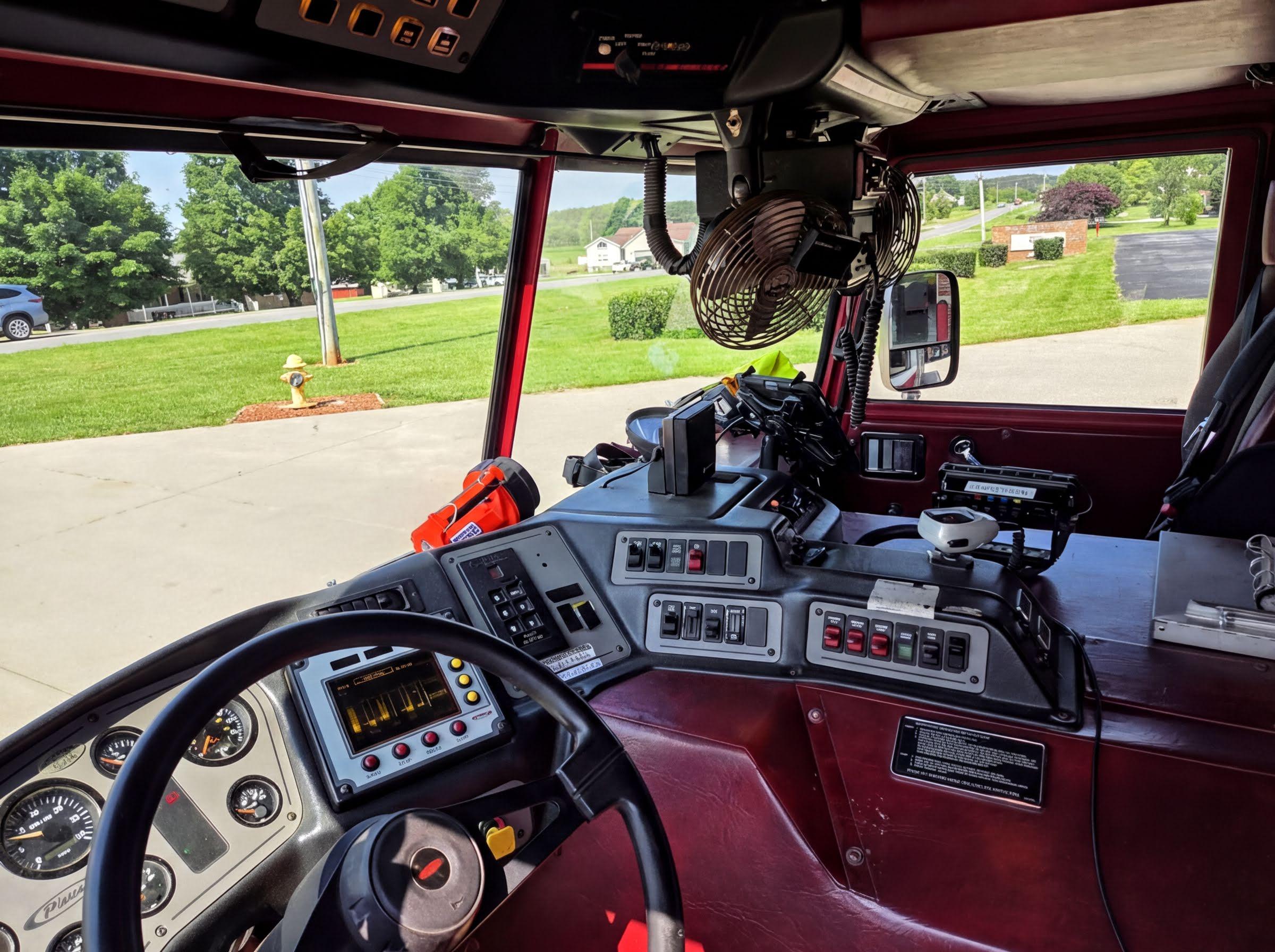 2002 Pierce Dash Pumper - image 5