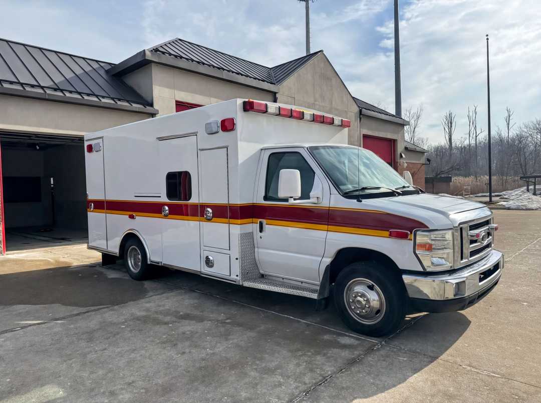 2009 Braun Ford Type III Ambulance
