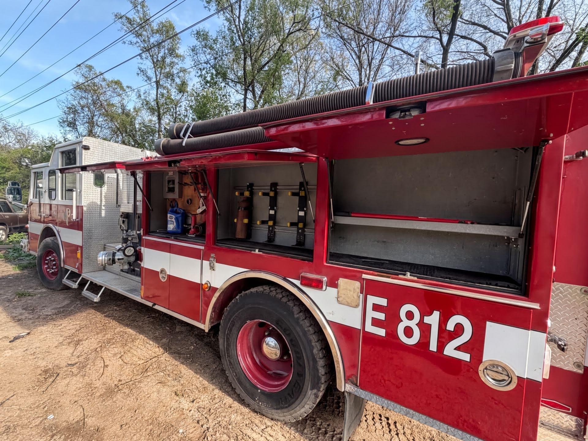 1995 Pierce Pumper Tanker - image 5