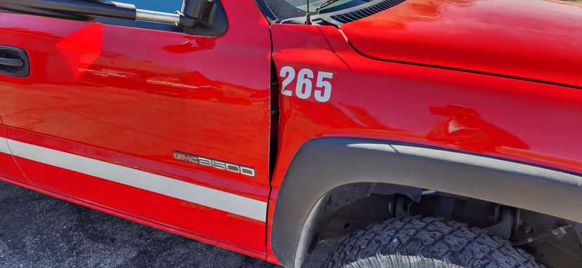 2004 GMC Brush Truck — photo 4