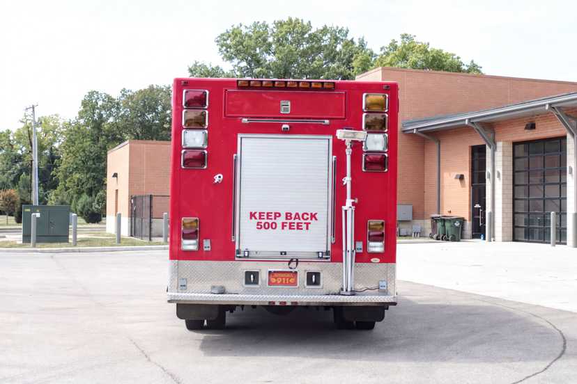 2003 Ford Light Rescue — photo 3